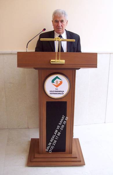 SES SİSTEMLİ KÜRSÜ ABAJURLU AÇIK CEVİZ RENGİ